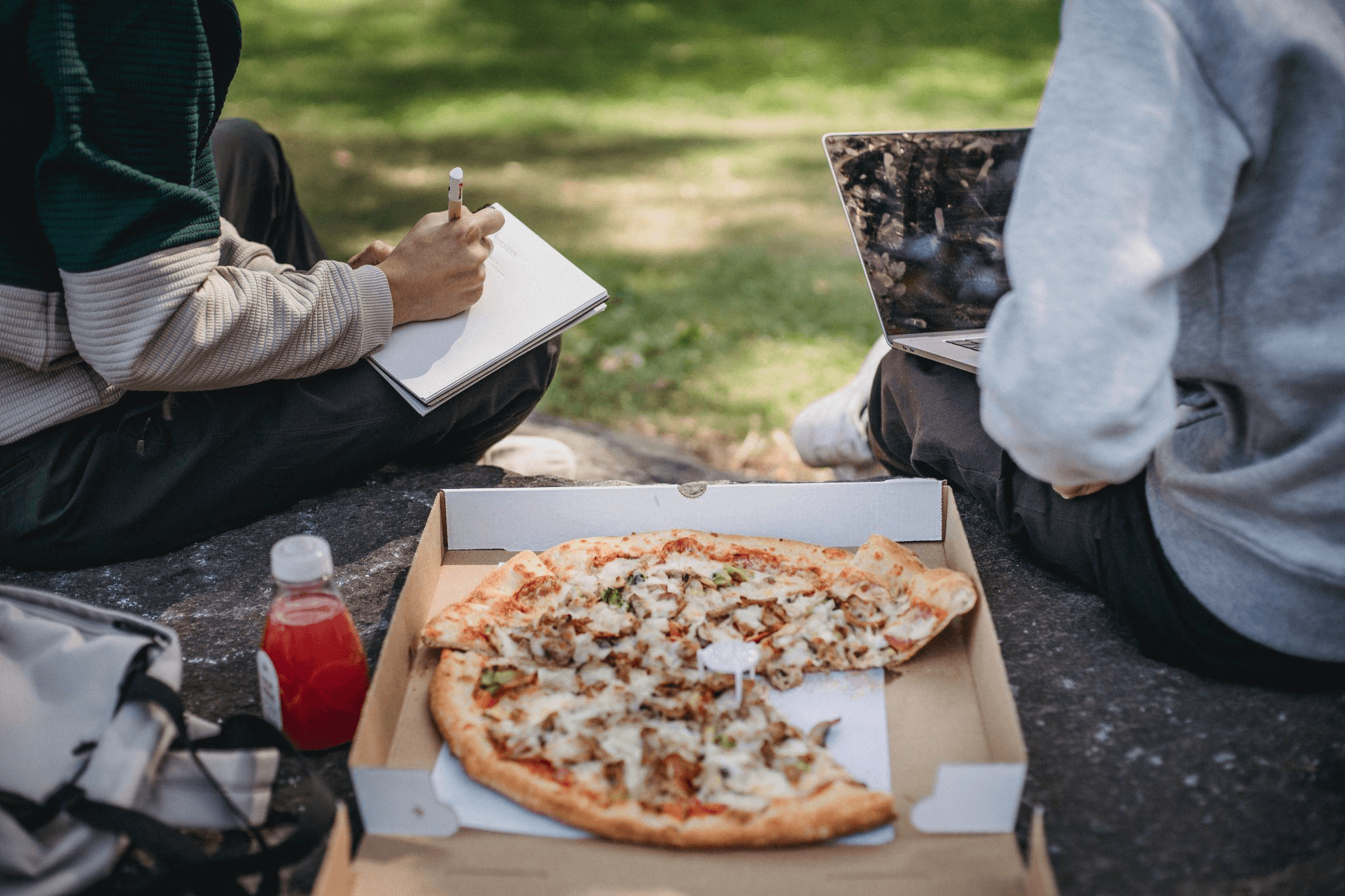 Why Choose Click & Collect Over a Food Delivery Service for Your Restaurant